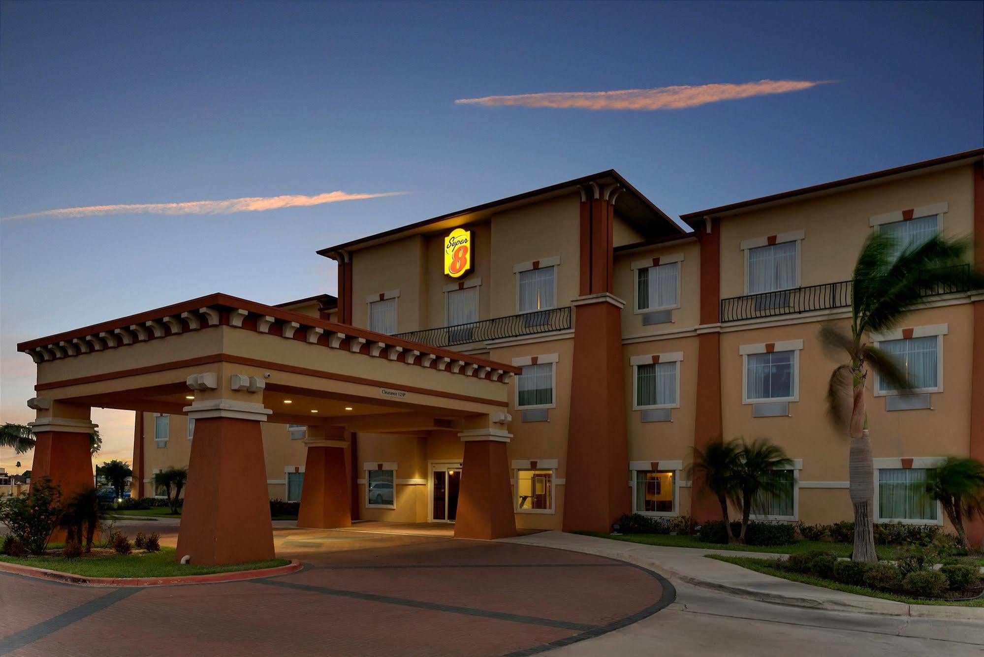 Super 8 By Wyndham Hidalgo At La Plaza Mall & Mcallen Airport Ngoại thất bức ảnh