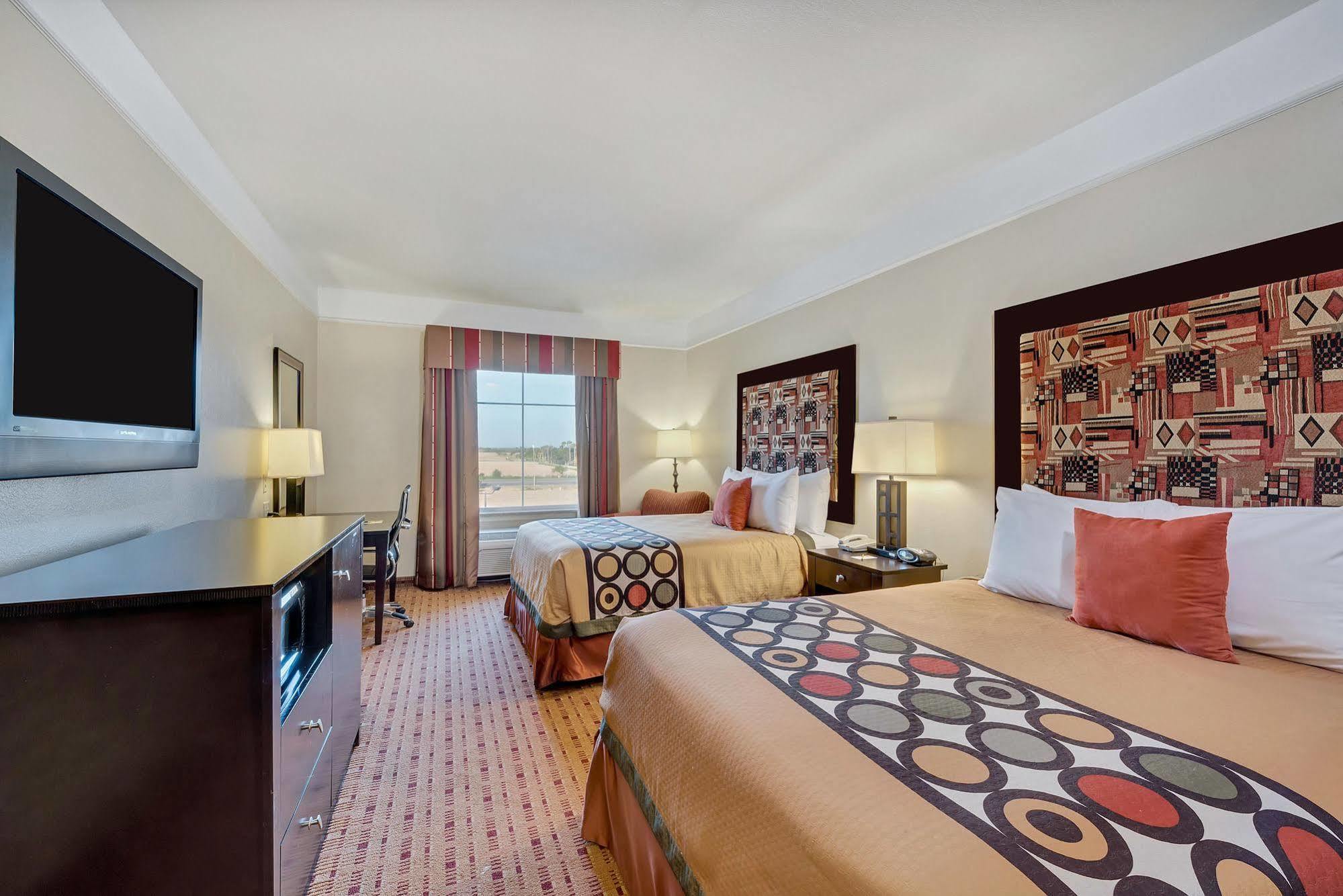 Super 8 By Wyndham Hidalgo At La Plaza Mall & Mcallen Airport Ngoại thất bức ảnh