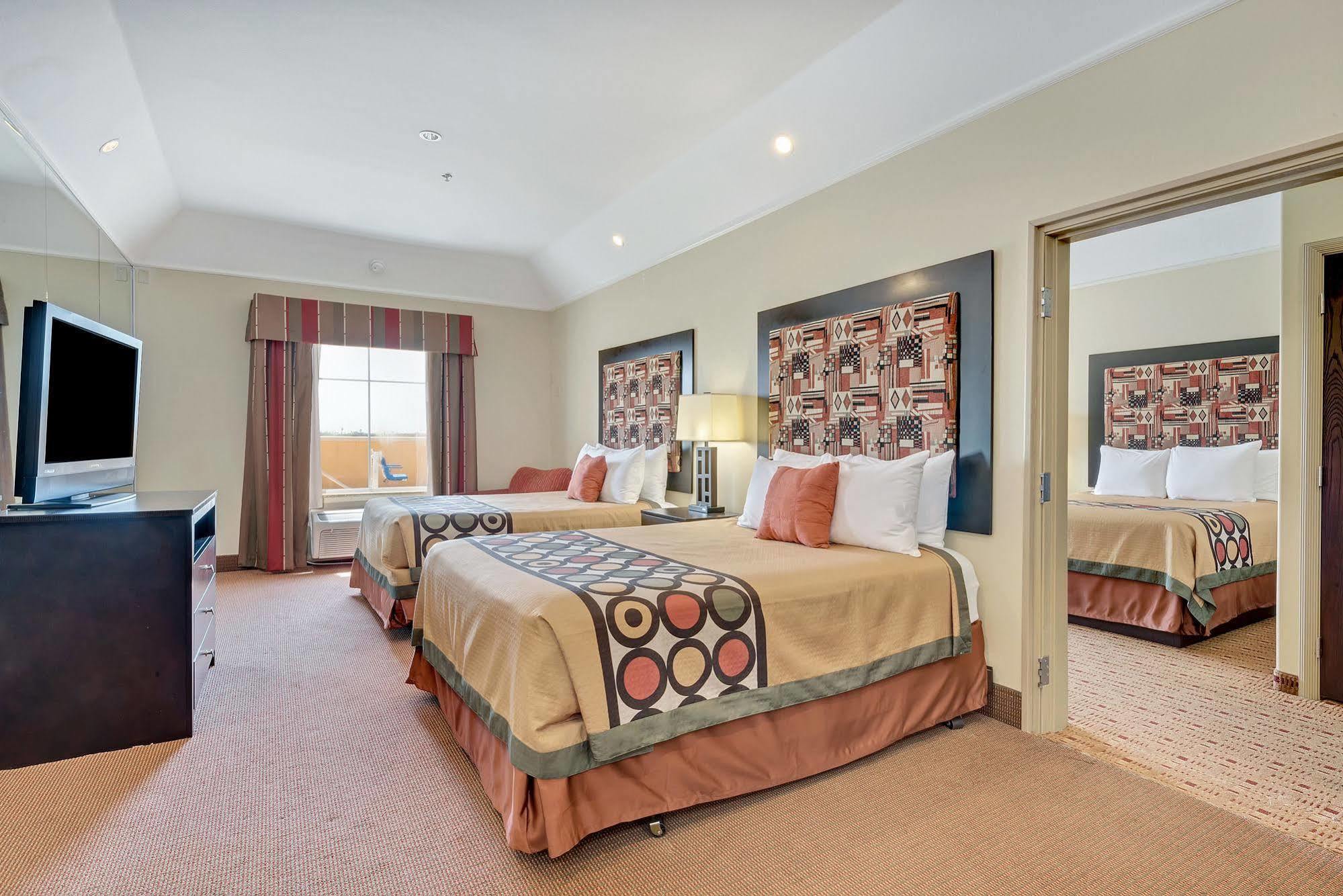 Super 8 By Wyndham Hidalgo At La Plaza Mall & Mcallen Airport Ngoại thất bức ảnh