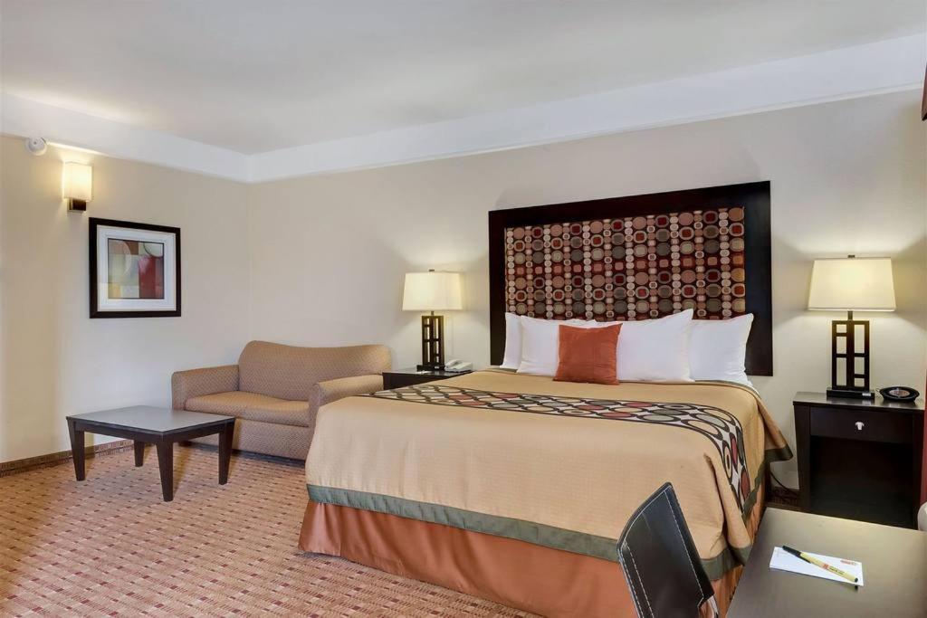 Super 8 By Wyndham Hidalgo At La Plaza Mall & Mcallen Airport Ngoại thất bức ảnh